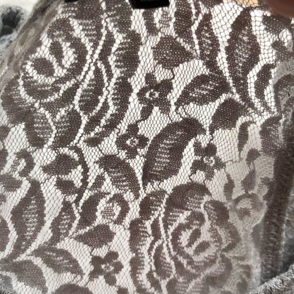 RXB Tunic Blouse Gray Small Lacy Long sleeved - Picture 11 of 11